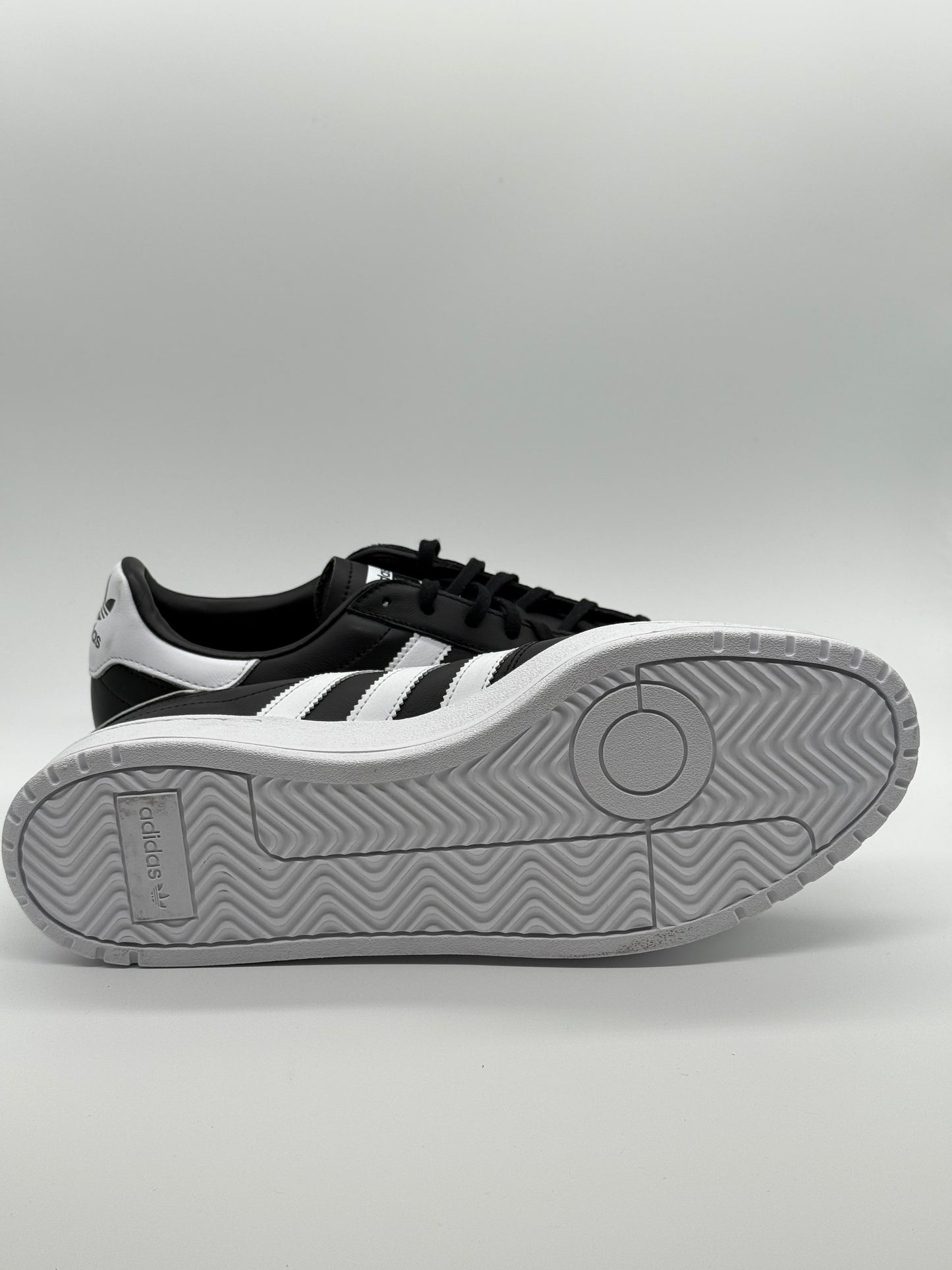 Turnschuhe Adidas Team Court EF6048