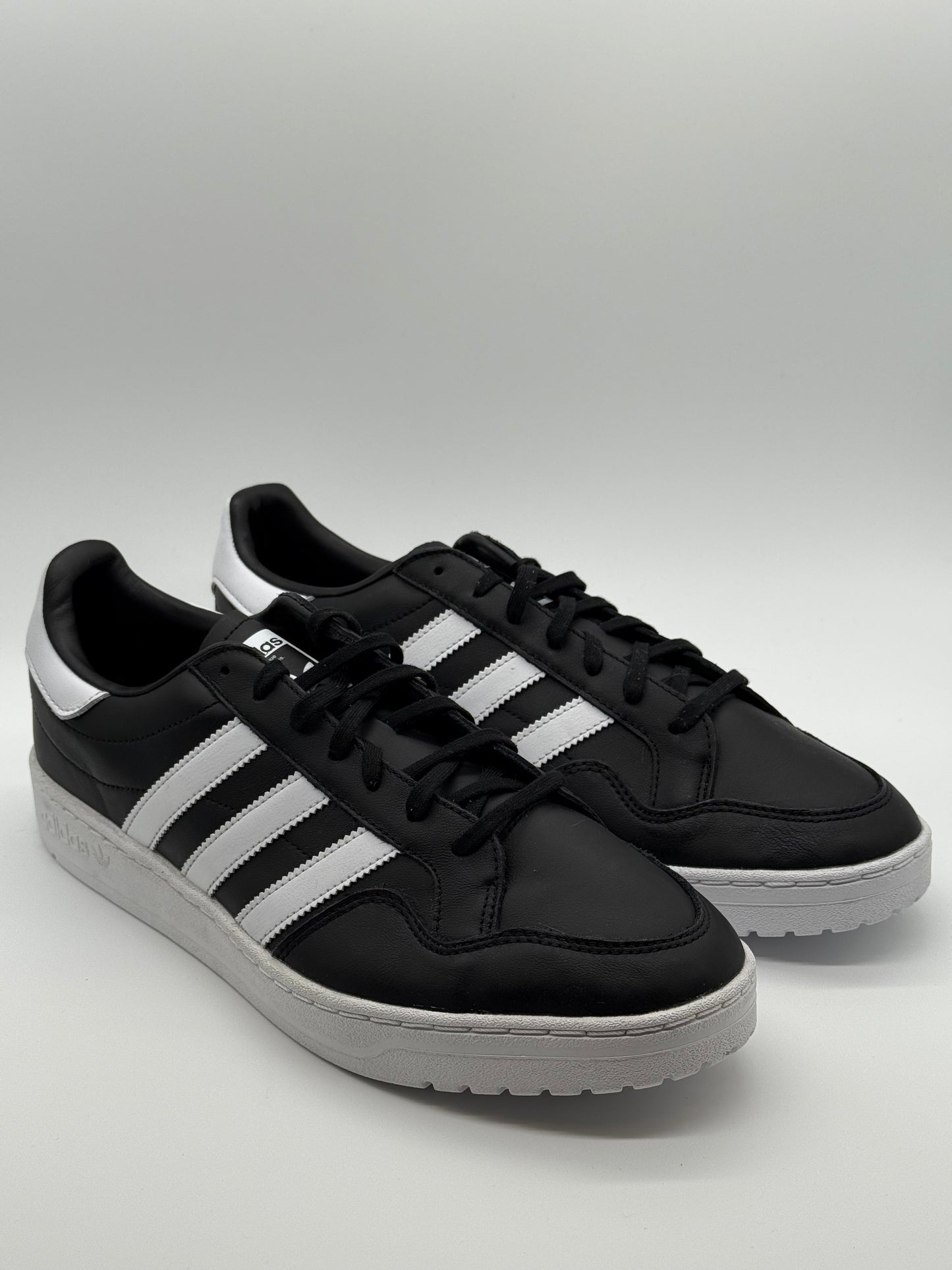 Turnschuhe Adidas Team Court EF6048