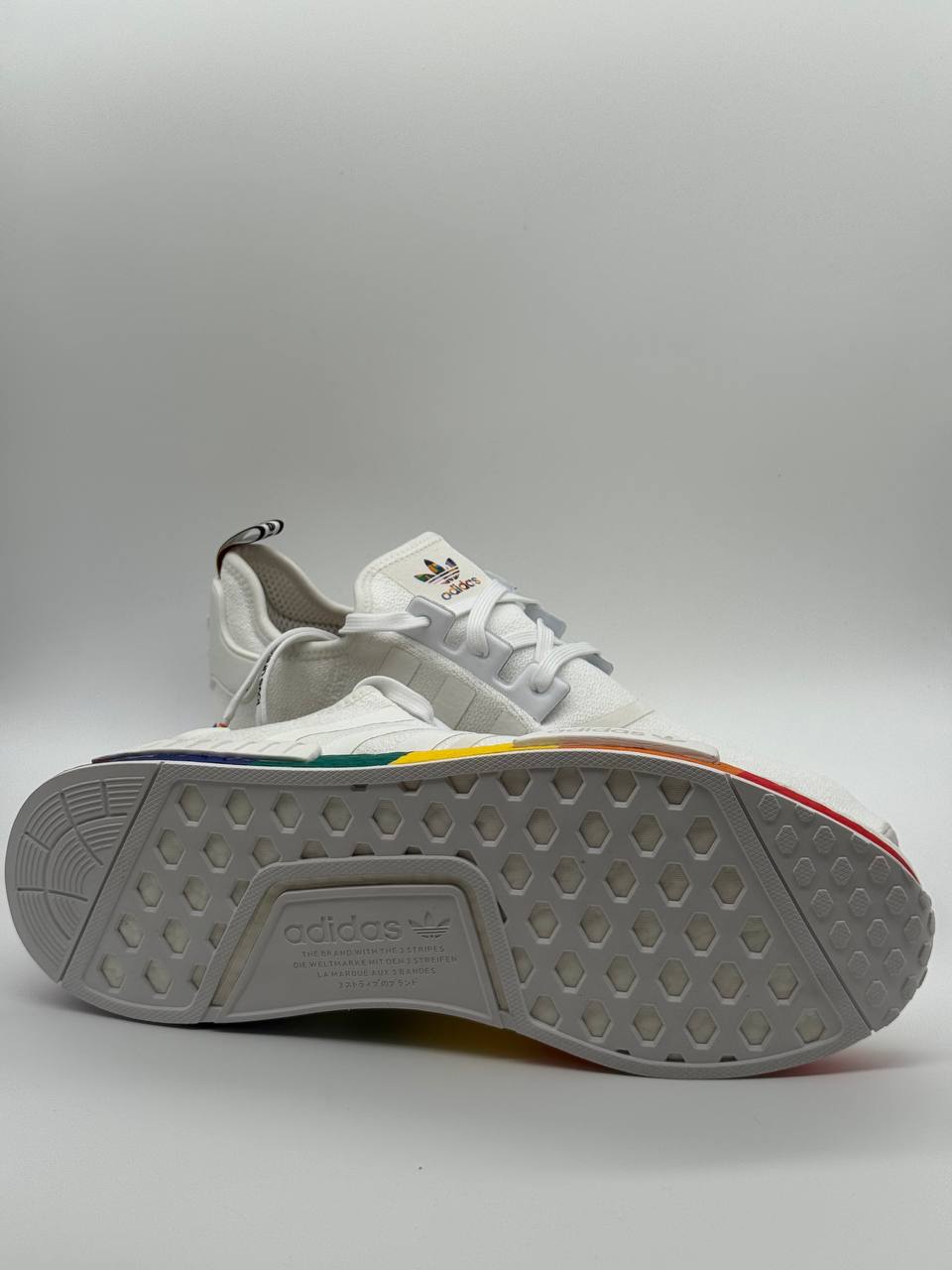 Turnschuhe Adidas NMD R1 Pride FY9024