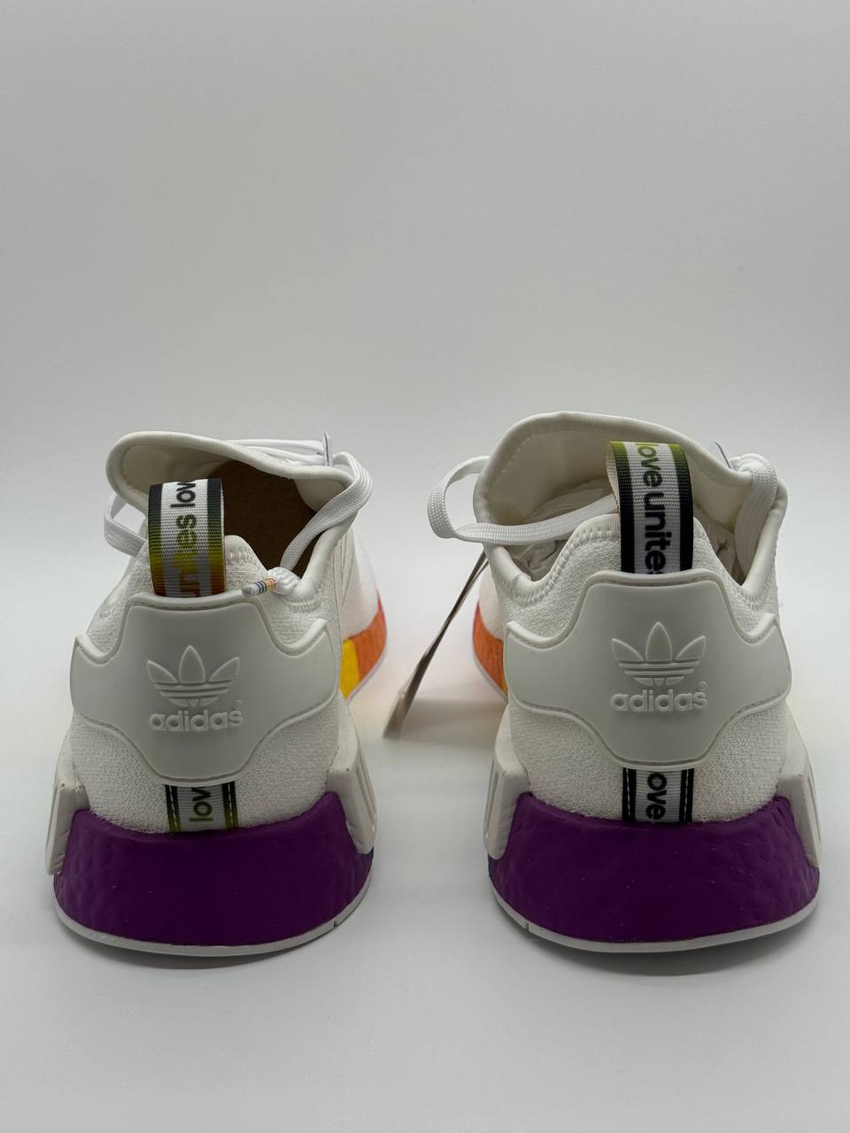 Turnschuhe Adidas NMD R1 Pride FY9024