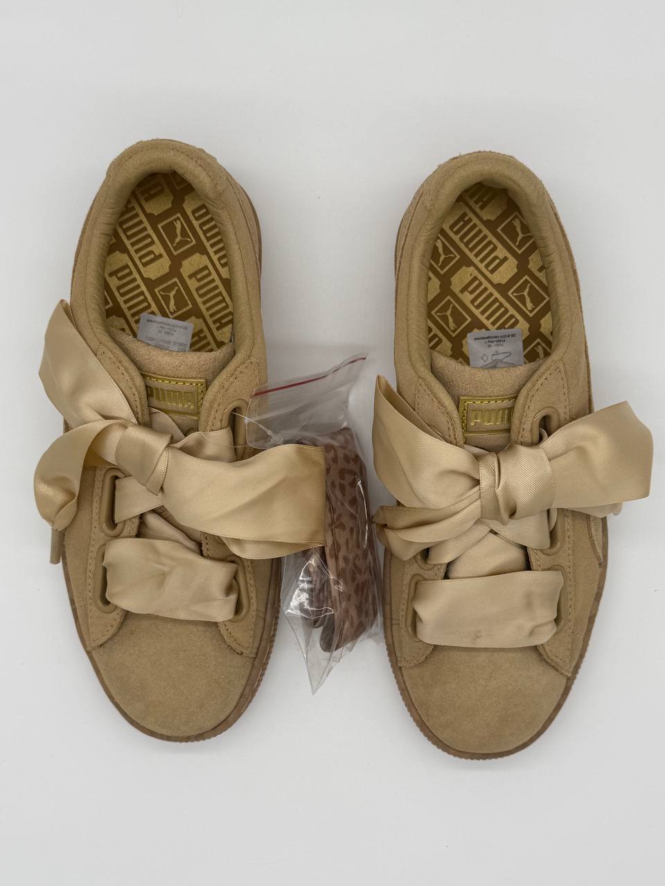 Puma Suede Heart Leopard sneakers